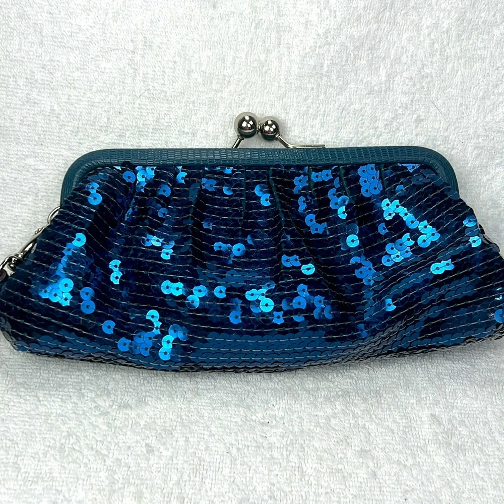 Coach Blue evening kiss lock Sequin Clutch. - Picture 2 of 8